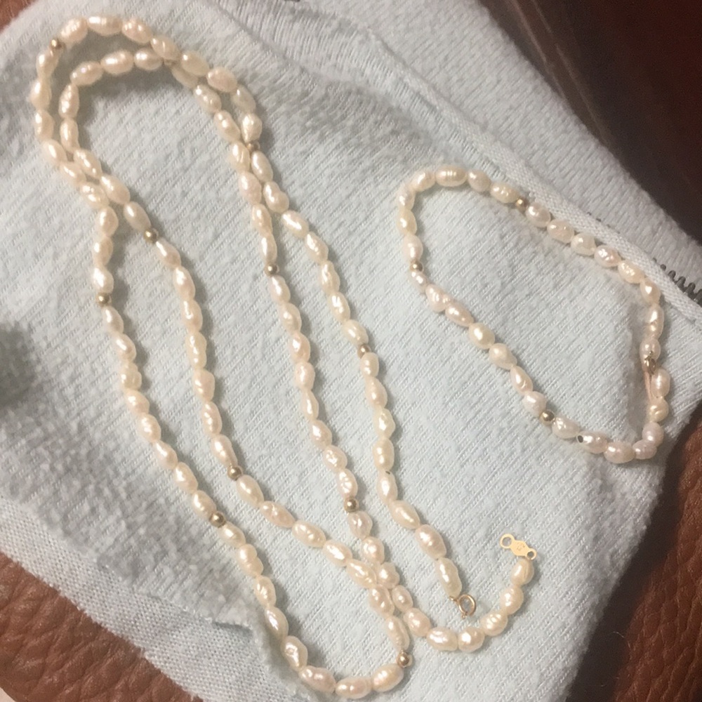 Vintage freshwater pearl and 14kt gold necklace and bracelet set